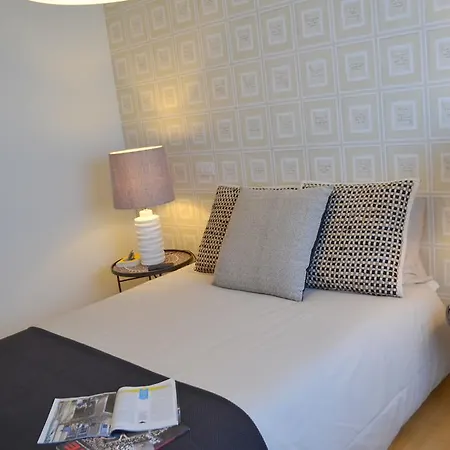 Oriente | 9, Lisbon Deluxe Apartment * Lisboa