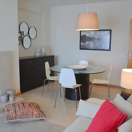 Oriente | 9, Lisbon Deluxe Apartment
